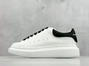 Replica Alexander McQueen Oversized Sneaker